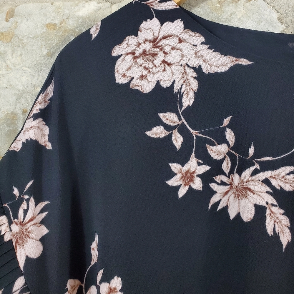 NWT Cece M MEDIUM Pleated Drape Sleeve Floral Dress - Picture 7 of 11